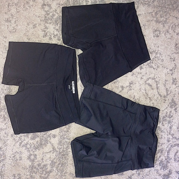 Workout shorts - Picture 2 of 11